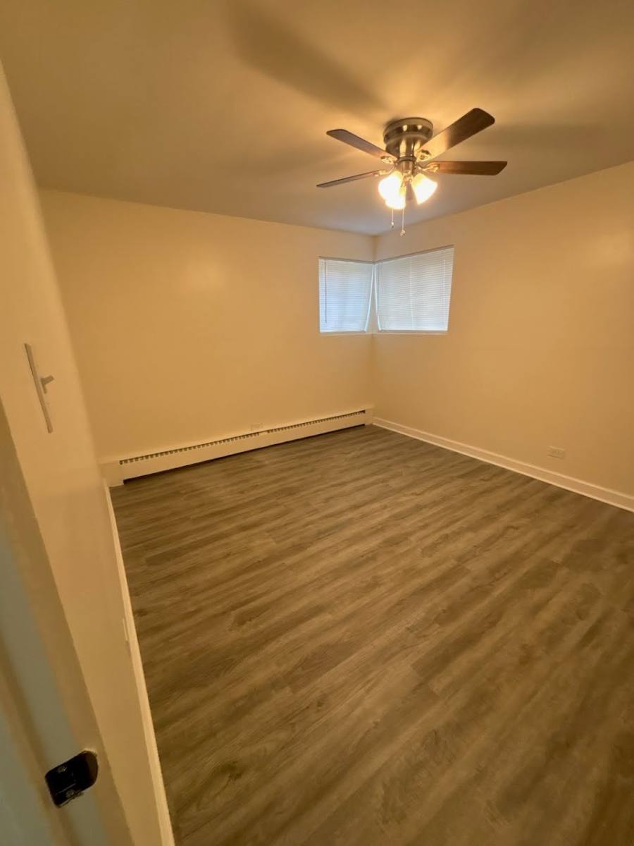 Apartment for rent at 14605 Des Plaines 1 W #1, Harvey, IL 60426