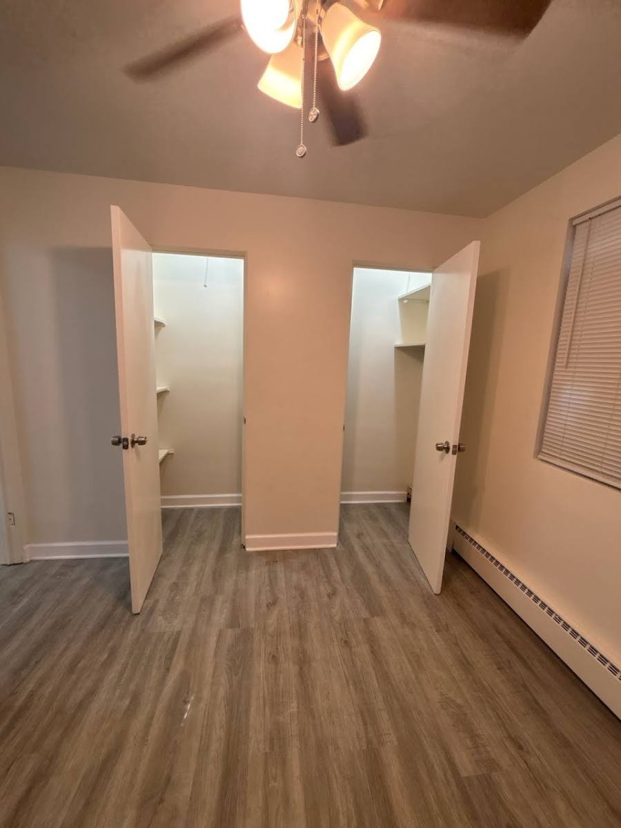 Apartment for rent at 14605 Des Plaines 1 W #1, Harvey, IL 60426