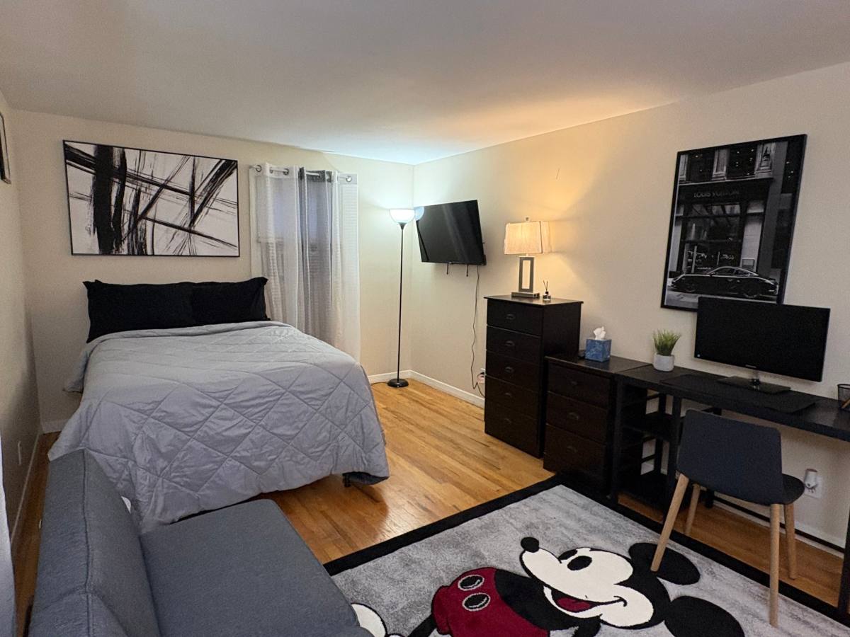 Apartment for rent at 105 Robert Dr Room 1 107 2FL, Syracuse, NY 13210