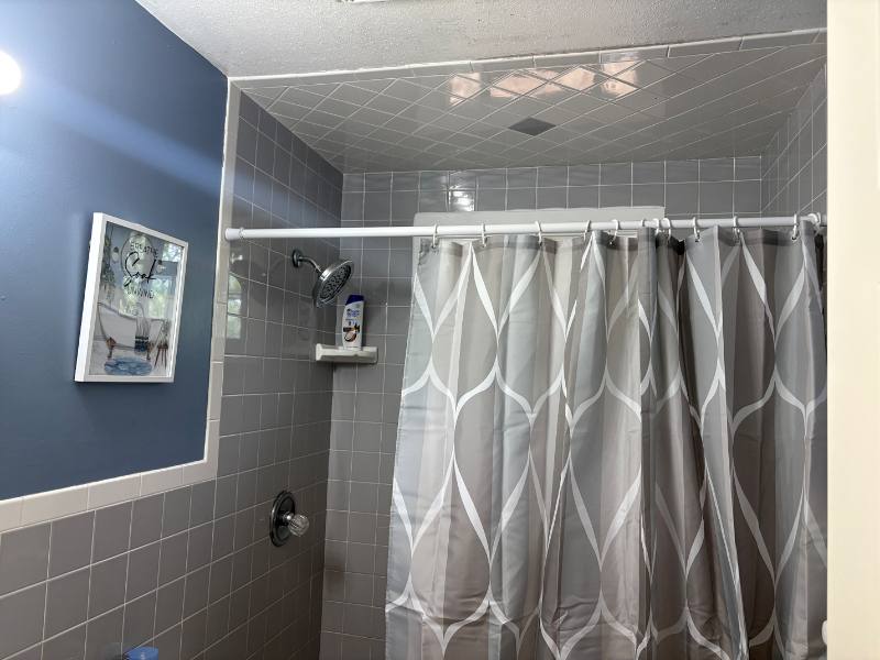 Apartment for rent at 105 Robert Dr Room 1 107 2FL, Syracuse, NY 13210