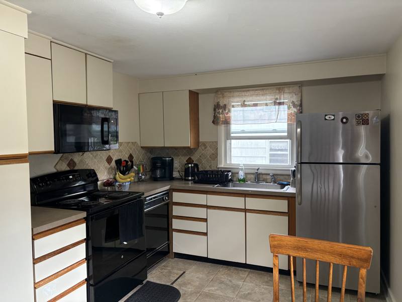 Apartment for rent at 105 Robert Dr Room 1 107, Syracuse, NY 13210