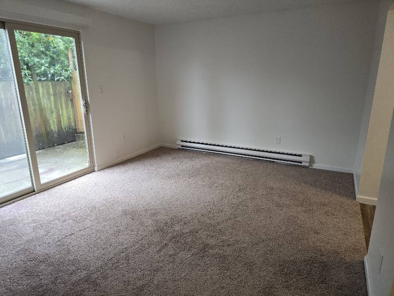 Townhouse for rent at 409 E 34th St, Tacoma, WA 98404