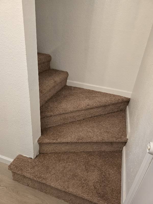 Townhouse for rent at 409 E 34th St, Tacoma, WA 98404
