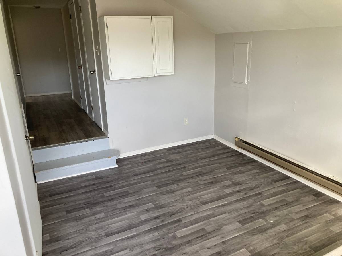 Apartment for rent at 4023 Fairlawn Ave #2, Dunbar, WV 25064
