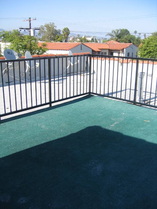Apartment for rent at 366 N Curson Ave #7, Los Angeles, CA 90036