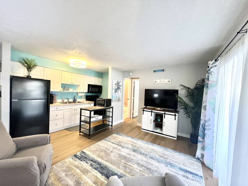 Apartment for rent at 4215 E Bay Dr #1702C, Clearwater, FL 33764