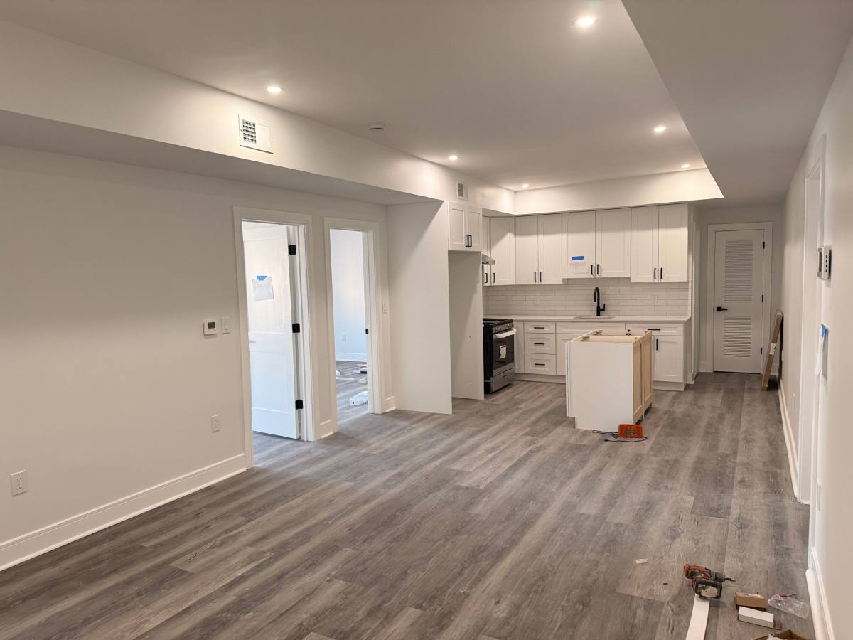 Apartment for rent at 321 Jefferson Ave #2, Elizabeth, NJ 07201