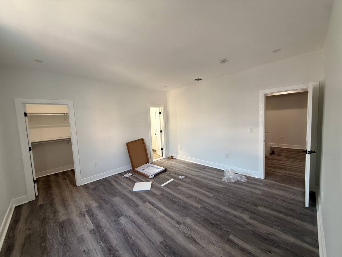 Apartment for rent at 321 Jefferson Ave #2, Elizabeth, NJ 07201