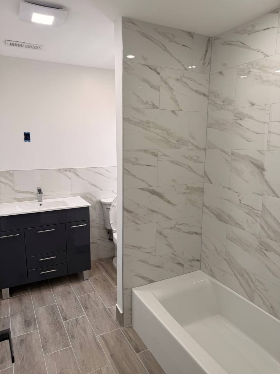 Apartment for rent at 321 Jefferson Ave #2, Elizabeth, NJ 07201