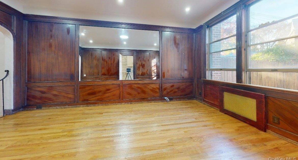 House for rent at 90-09 68th Ave, Forest Hills, NY 11375