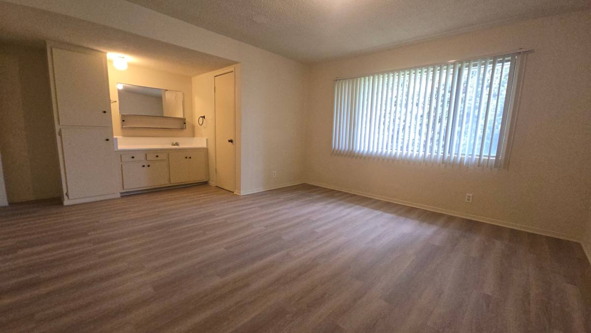 Apartment for rent at 1001 E Stearns Ave #14, La Habra, CA 90631