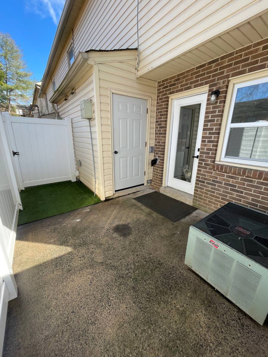 Townhouse for rent at 101 Royal Forest Court, Winston Salem, NC 27104