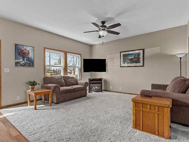 Apartment for rent at 225 Prospect St, Winneconne, WI 54986