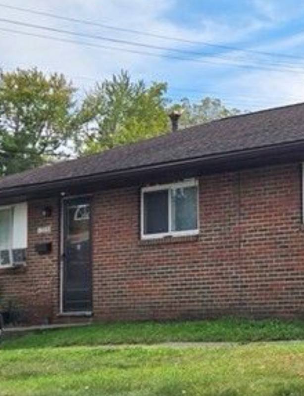 House for rent at 1310 Bellevue #RIGHT, Akron, OH 44320