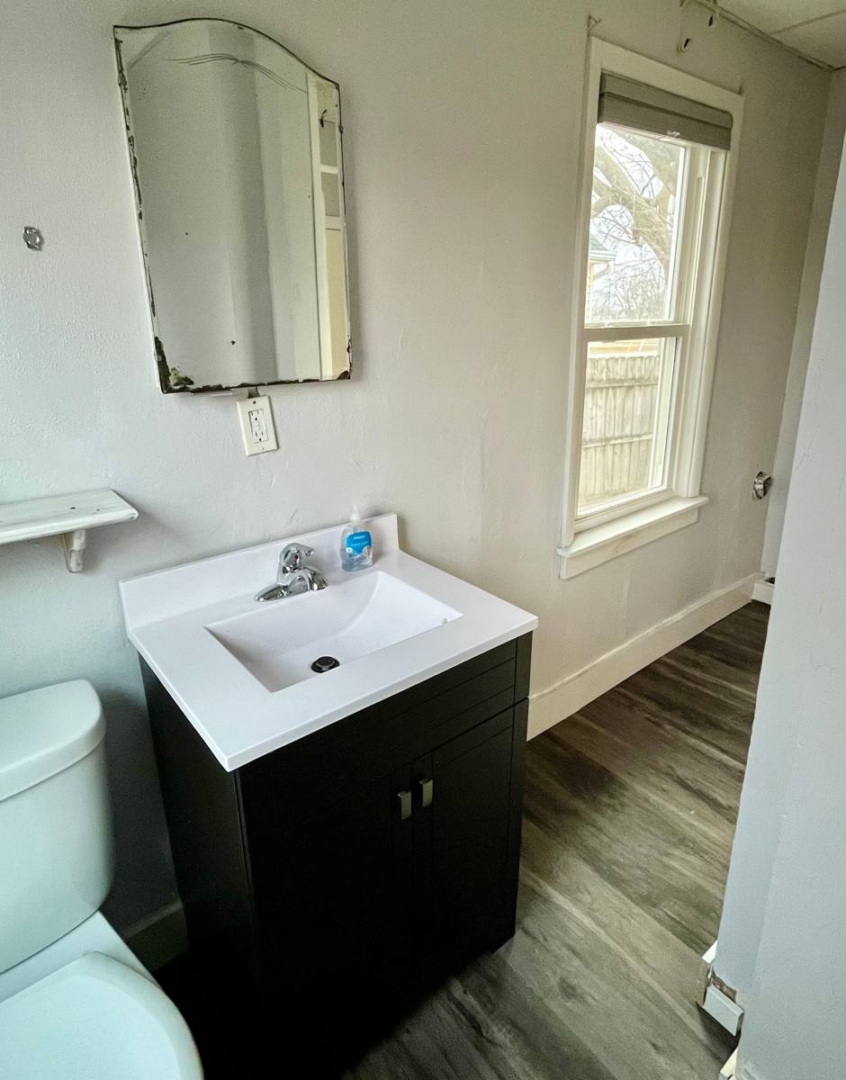 Apartment for rent at 510 Walnut St, Neenah, WI 54956