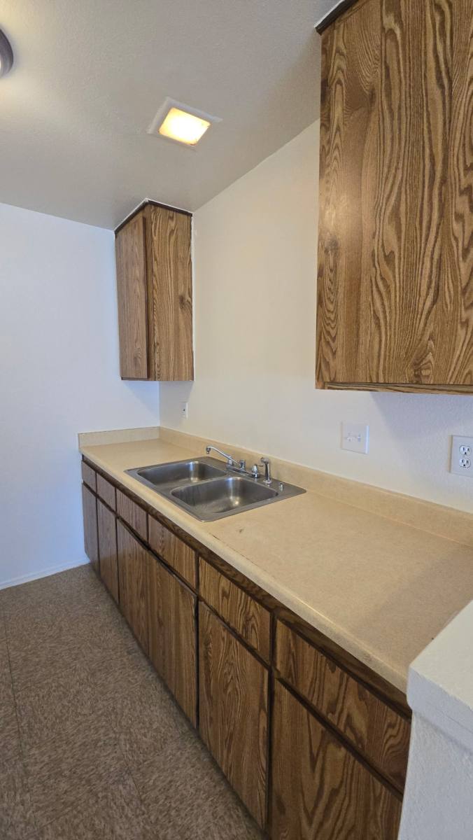 Apartment for rent at 5906 Challen Ave #14, Riverside, CA 92503