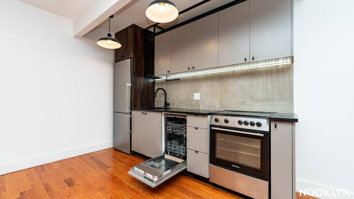 Apartment for rent at 620 Parkside Ave #1B, Brooklyn, NY 11226