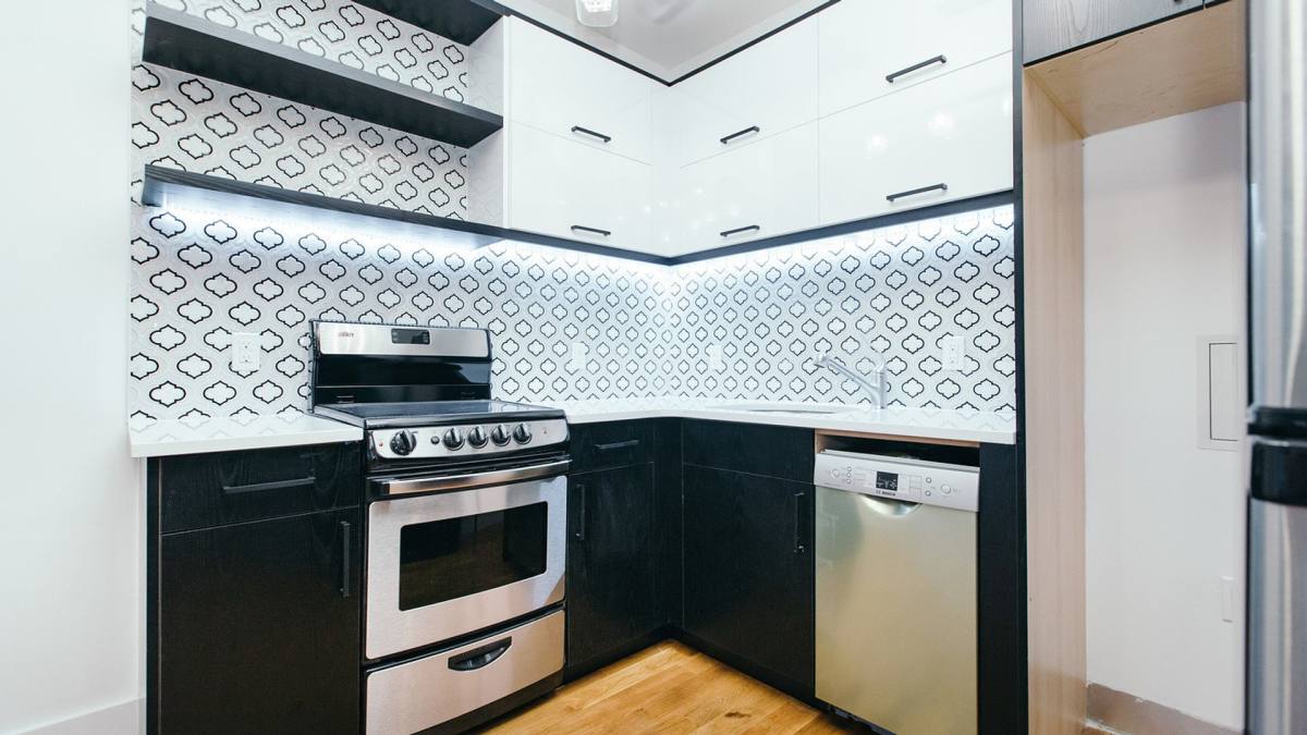 Apartment for rent at 876 Bergen St #6F, Brooklyn, NY 11238