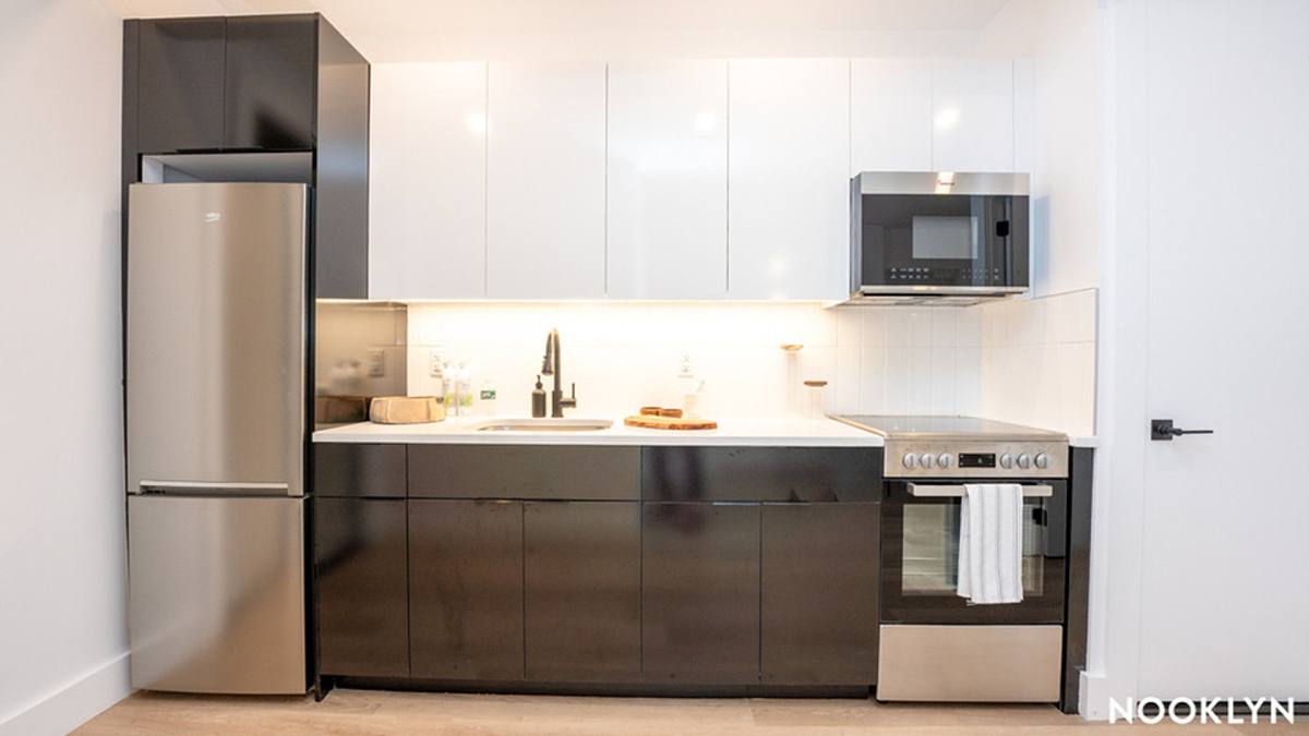 Apartment for rent at 1042 President St #5F, Brooklyn, NY 11216