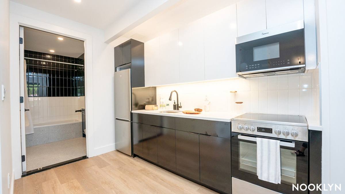 Apartment for rent at 1042 President St #5F, Brooklyn, NY 11216