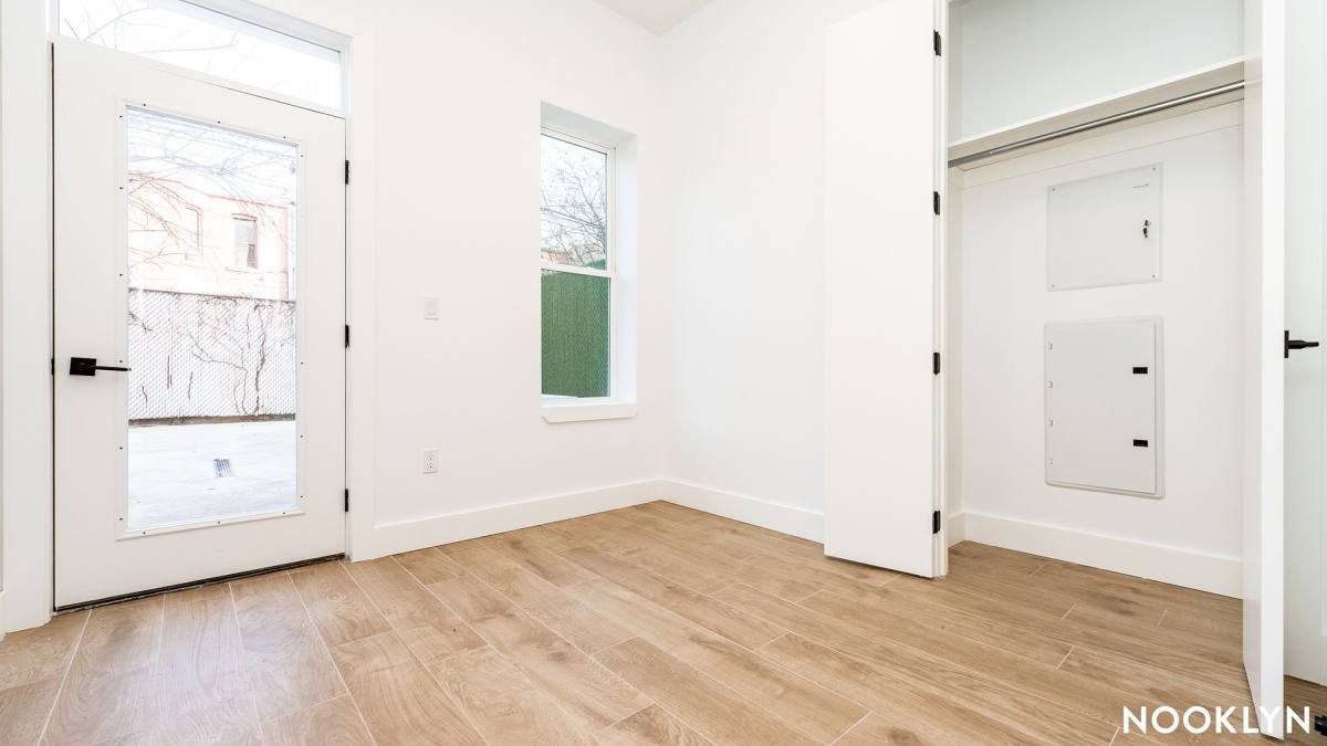 Apartment for rent at 897 New York Ave #1R, Brooklyn, NY 11203