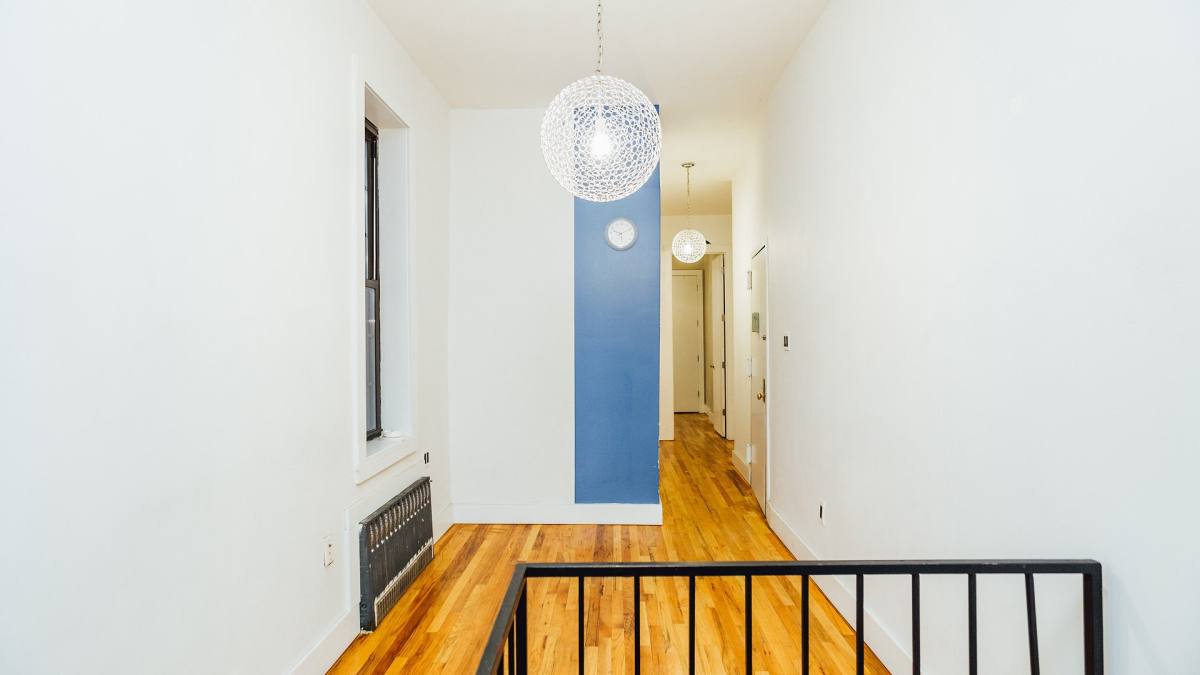 Apartment for rent at 1154 Gates Ave #1L, Brooklyn, NY 11221