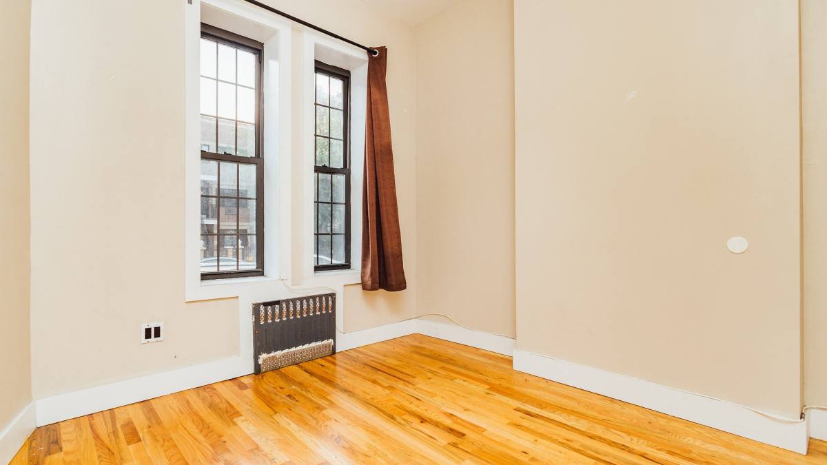 Apartment for rent at 1154 Gates Ave #1L, Brooklyn, NY 11221