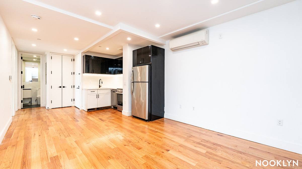 Apartment for rent at 19 E 31st St #4B, Brooklyn, NY 11226