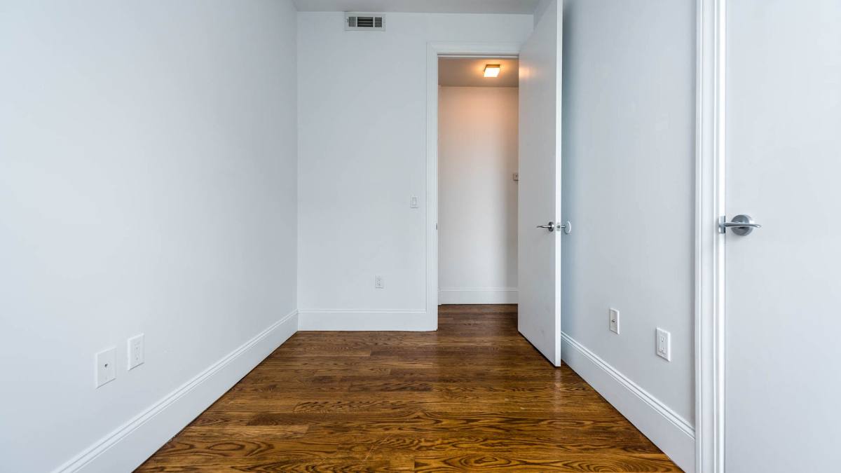 Apartment for rent at 16-25 Putnam Ave #5F, Ridgewood, NY 11385