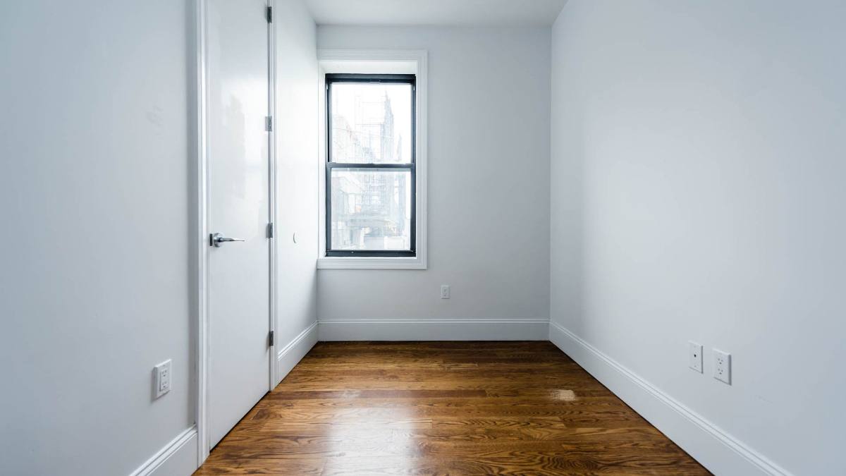 Apartment for rent at 16-25 Putnam Ave #5F, Ridgewood, NY 11385