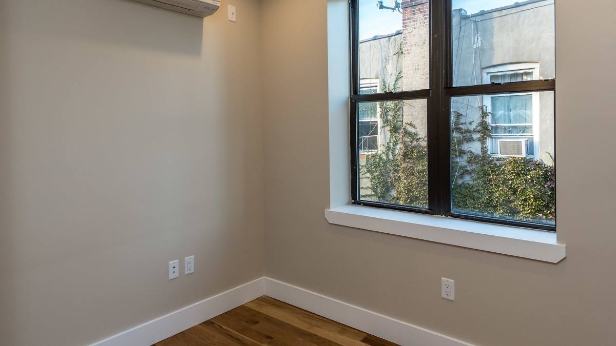 Apartment for rent at 595 Myrtle Ave #4A, Brooklyn, NY 11205