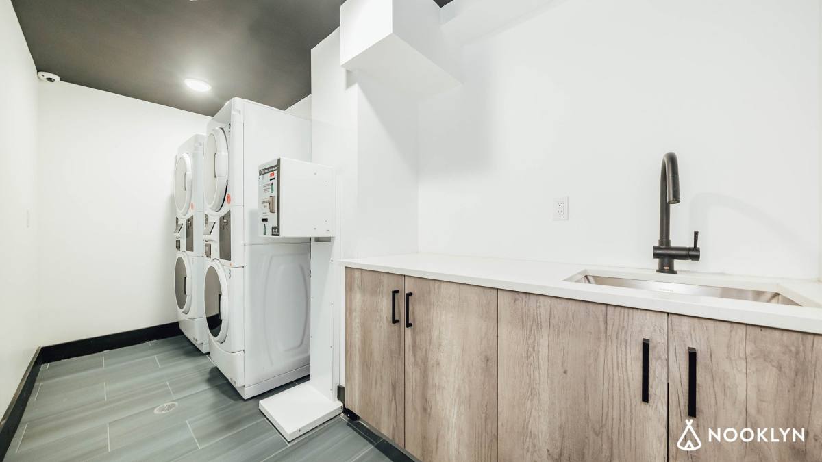 Apartment for rent at 282 E 32nd St #3D, Brooklyn, NY 11226