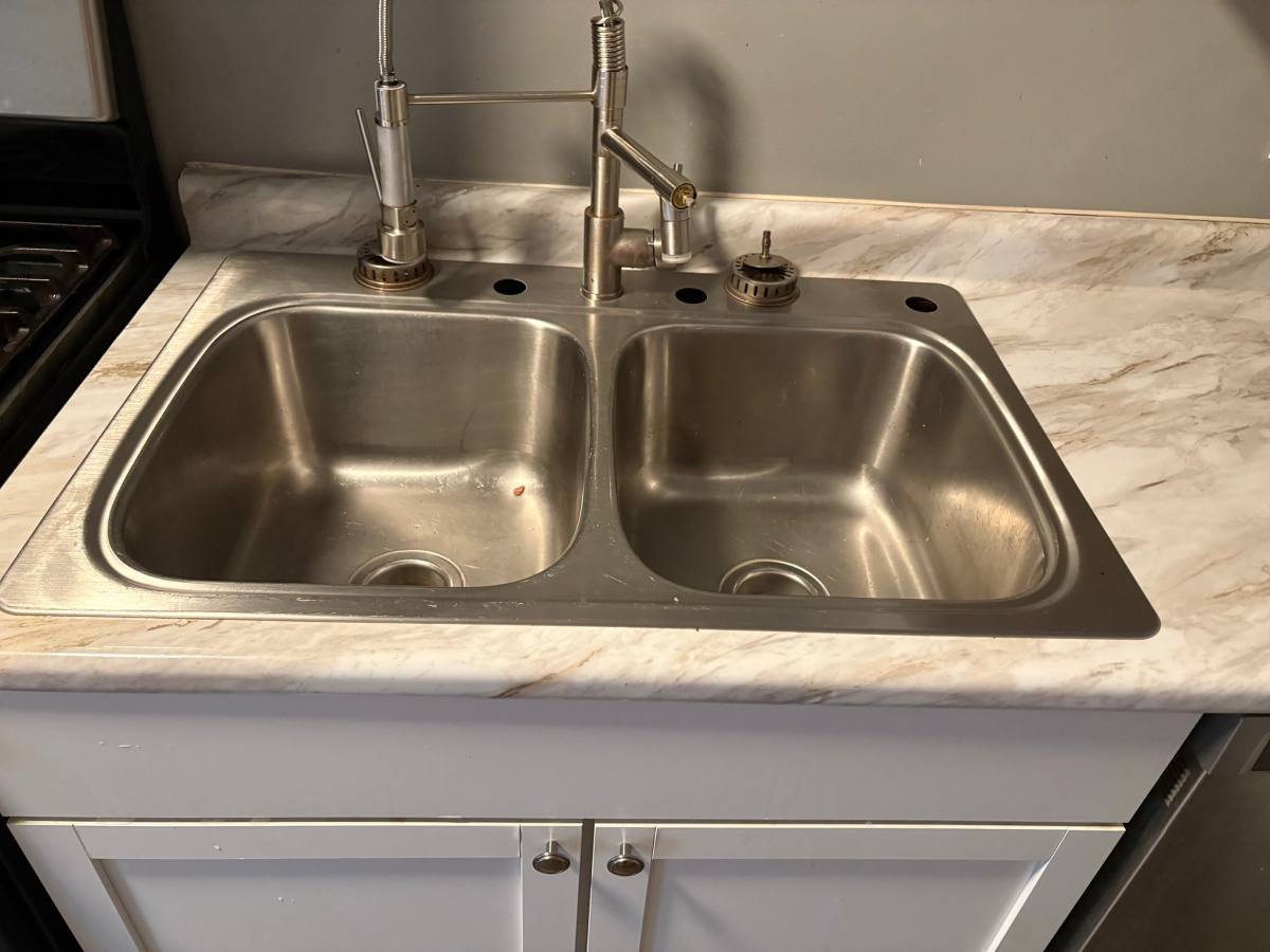 Apartment for rent at 21 Orange St #4, Oil City, PA 16301