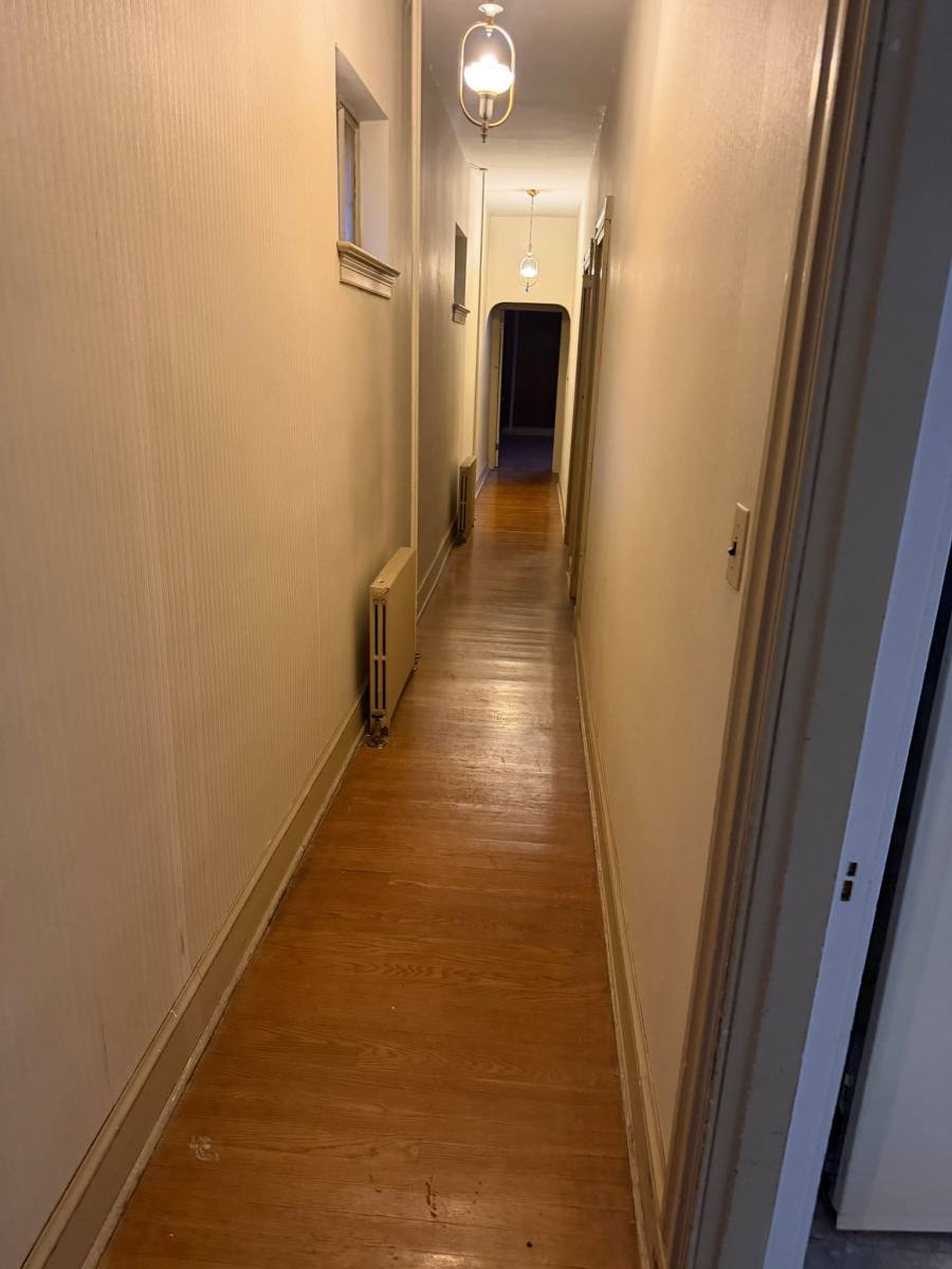 Apartment for rent at 339 E Market St #1, York, PA 17403