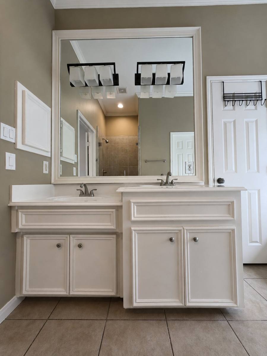 Townhouse for rent at 2357 Jackson St, Houston, TX 77004