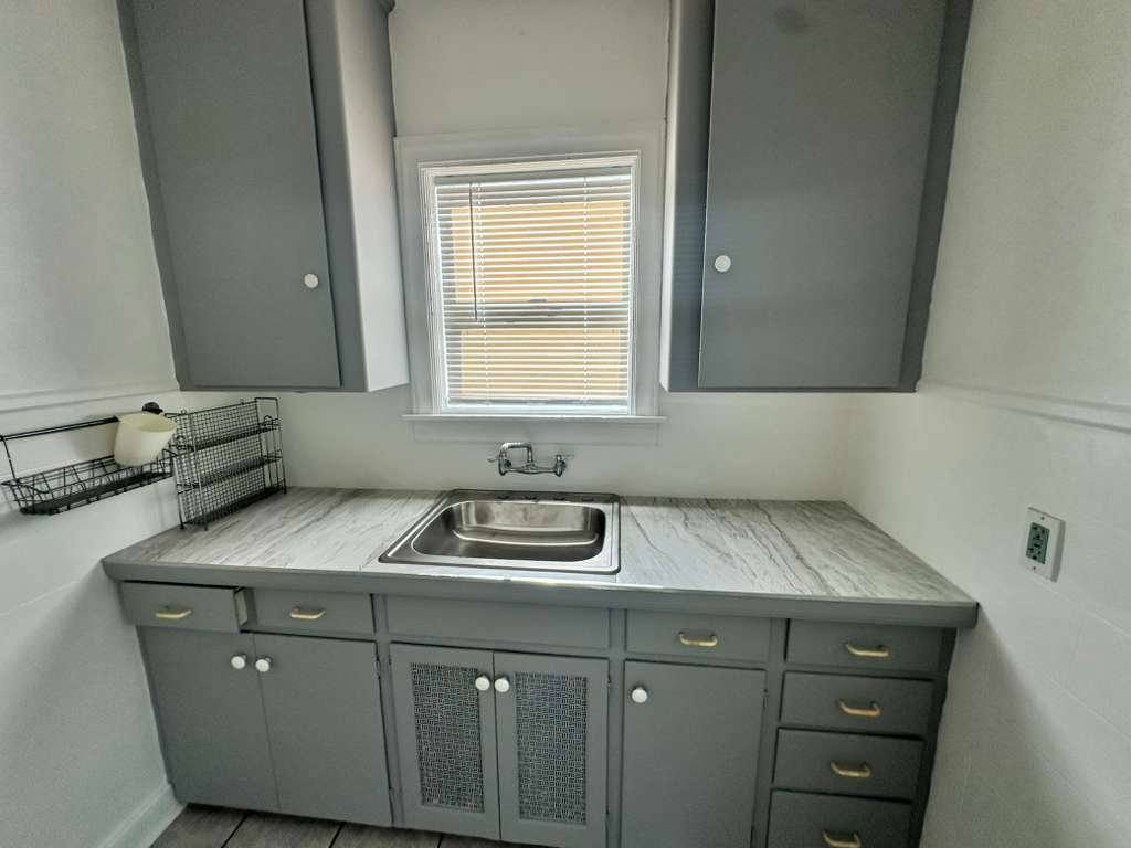 Apartment for rent at 1037 12th St N #1, Saint Petersburg, FL 33705
