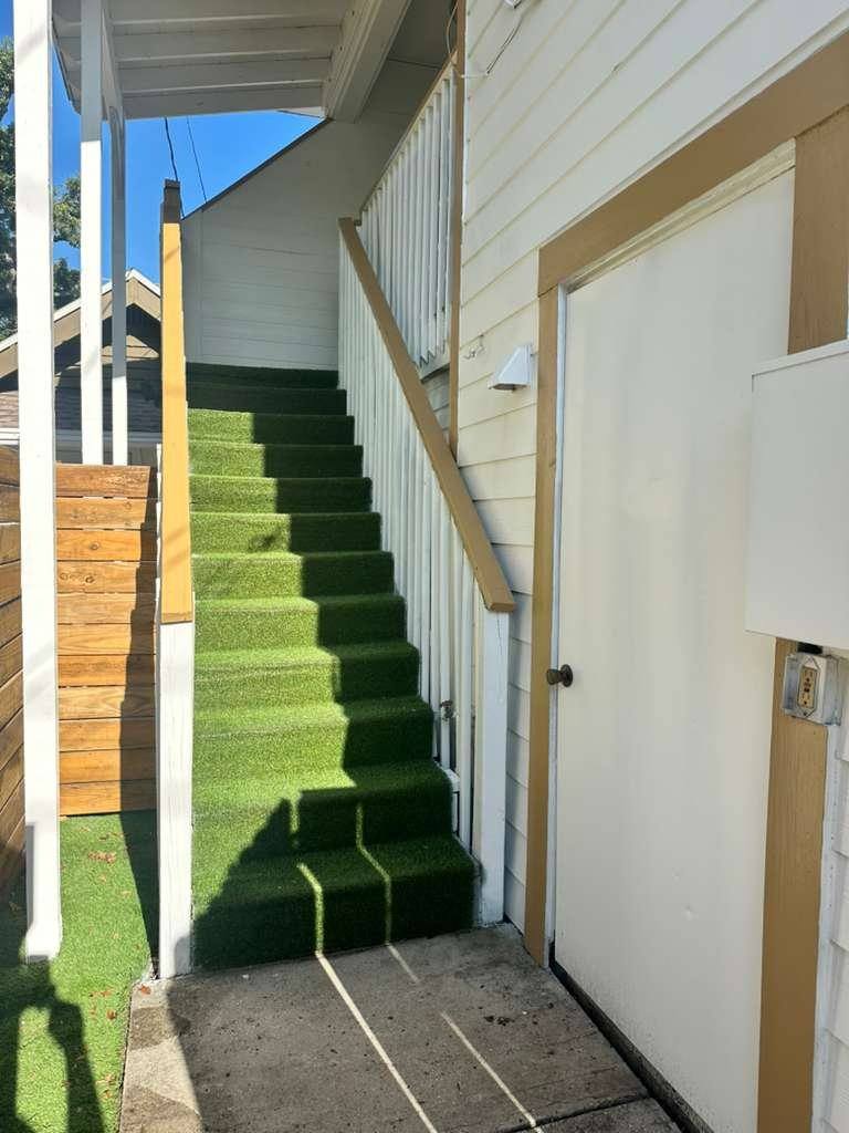 Apartment for rent at 1037 12th St N #1, Saint Petersburg, FL 33705