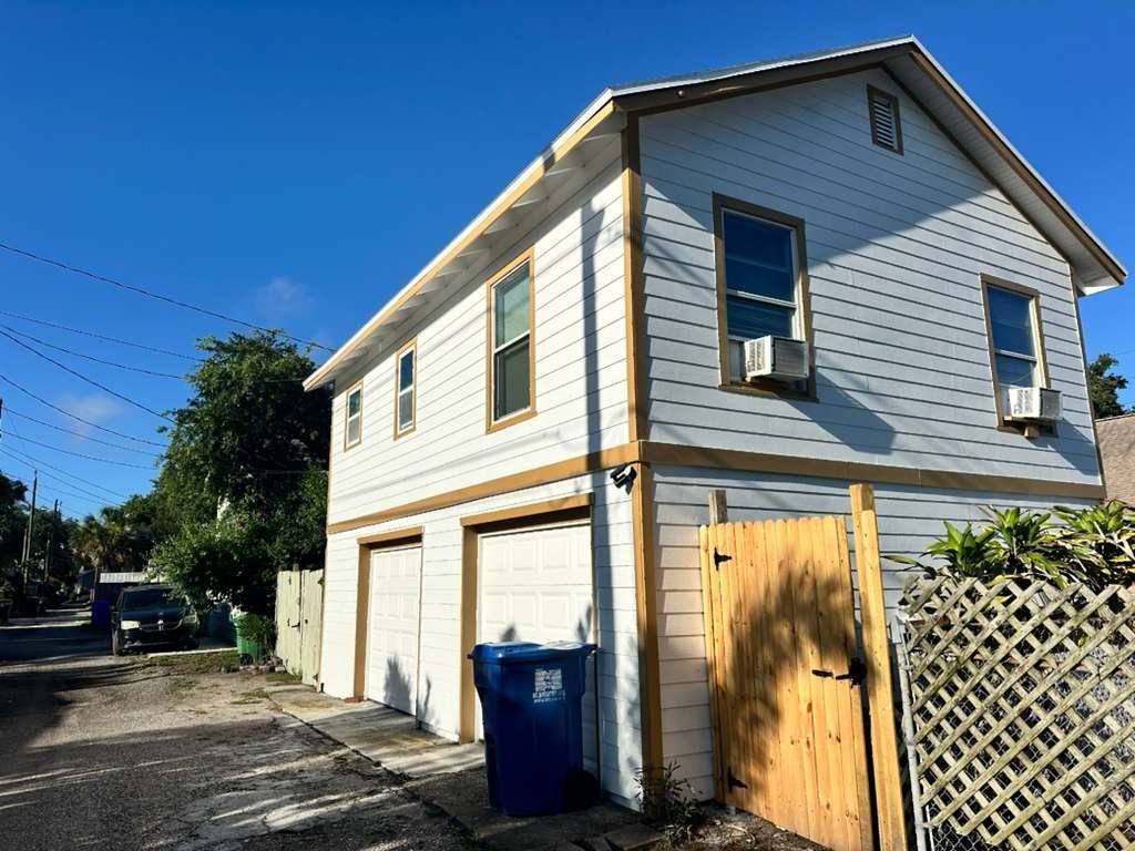 Apartment for rent at 1037 12th St N #1, Saint Petersburg, FL 33705