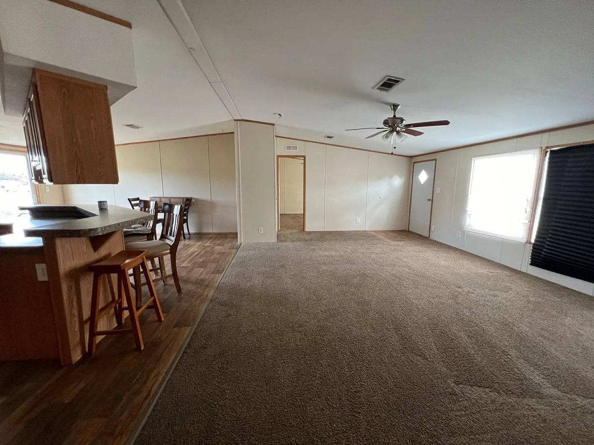House for rent at 1085 County Rd #320, Glen Rose, TX 76043