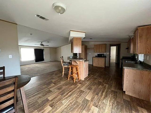 House for rent at 1085 County Rd #320, Glen Rose, TX 76043