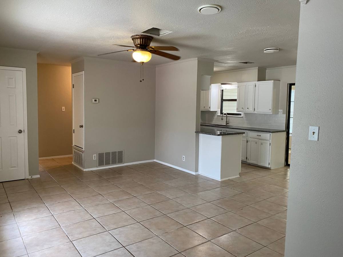 House for rent at 317 Vivian Dr, Converse, TX 78109