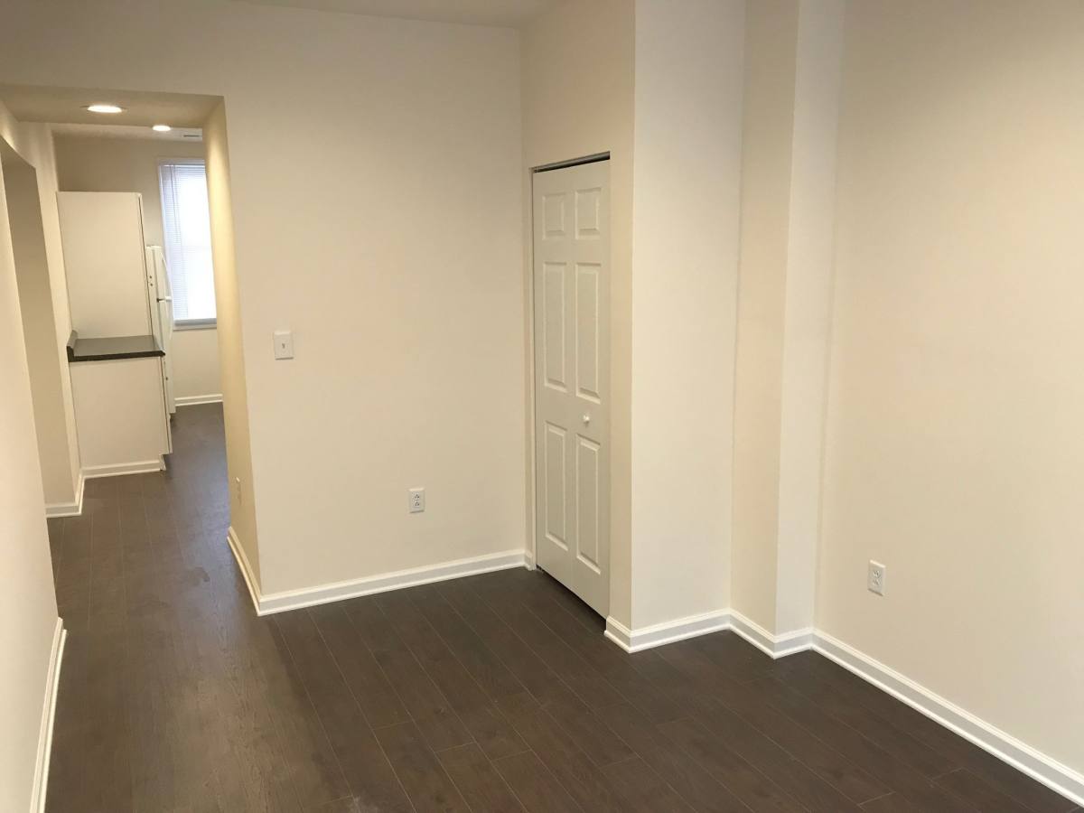 Apartment for rent at 1603-05 7th Ave #1605 R, Huntington, WV 25703
