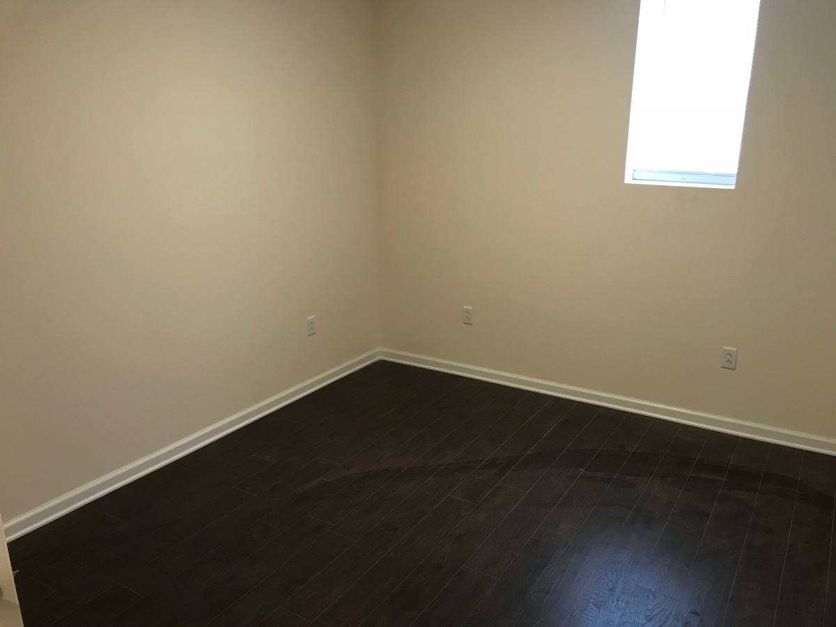 Apartment for rent at 1603-05 7th Ave #1605 R, Huntington, WV 25703