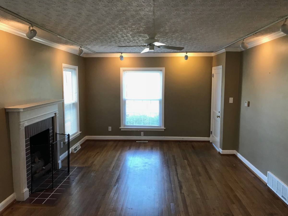 Apartment for rent at 1331 Washington Blvd #1331 Down, Huntington, WV 25701