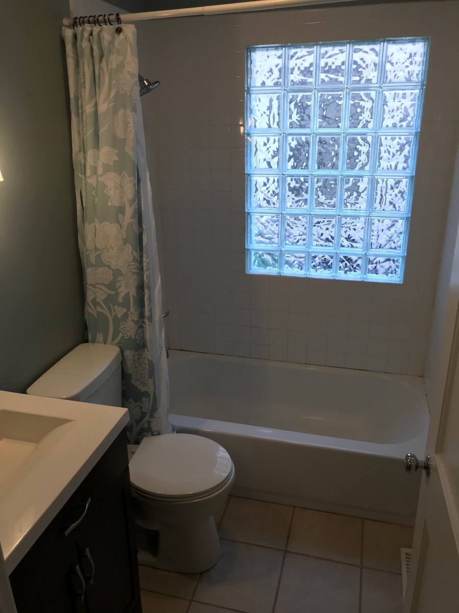 Apartment for rent at 1331 Washington Blvd #1331 Down, Huntington, WV 25701