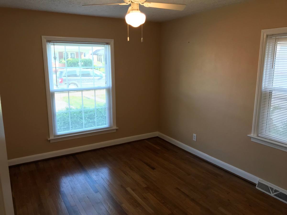 Apartment for rent at 1331 Washington Blvd #1331 Down, Huntington, WV 25701