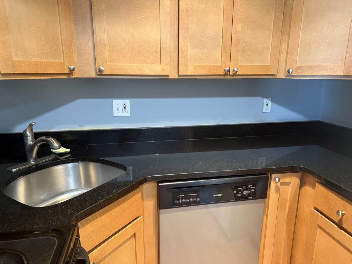 Condo for rent at 10427 Briarbend Dr #8, Saint Louis, MO 63146