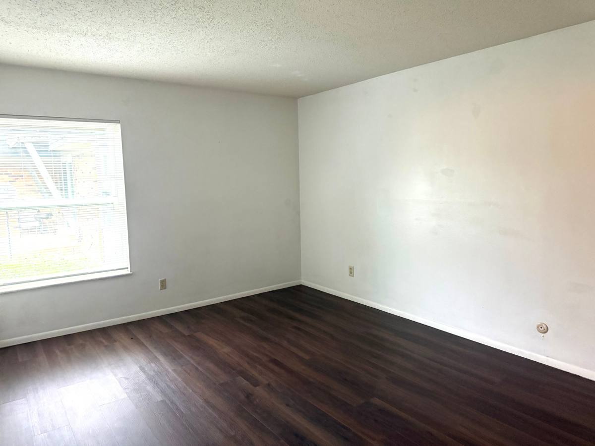 Apartment for rent at 9814 Greenery Court #D, Saint Louis, MO 63132