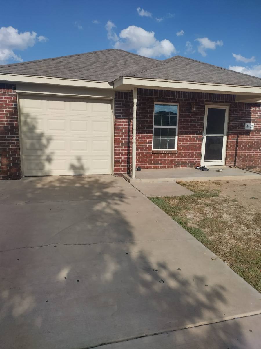 House for rent at 4403 S Roberts St, Amarillo, TX 79118