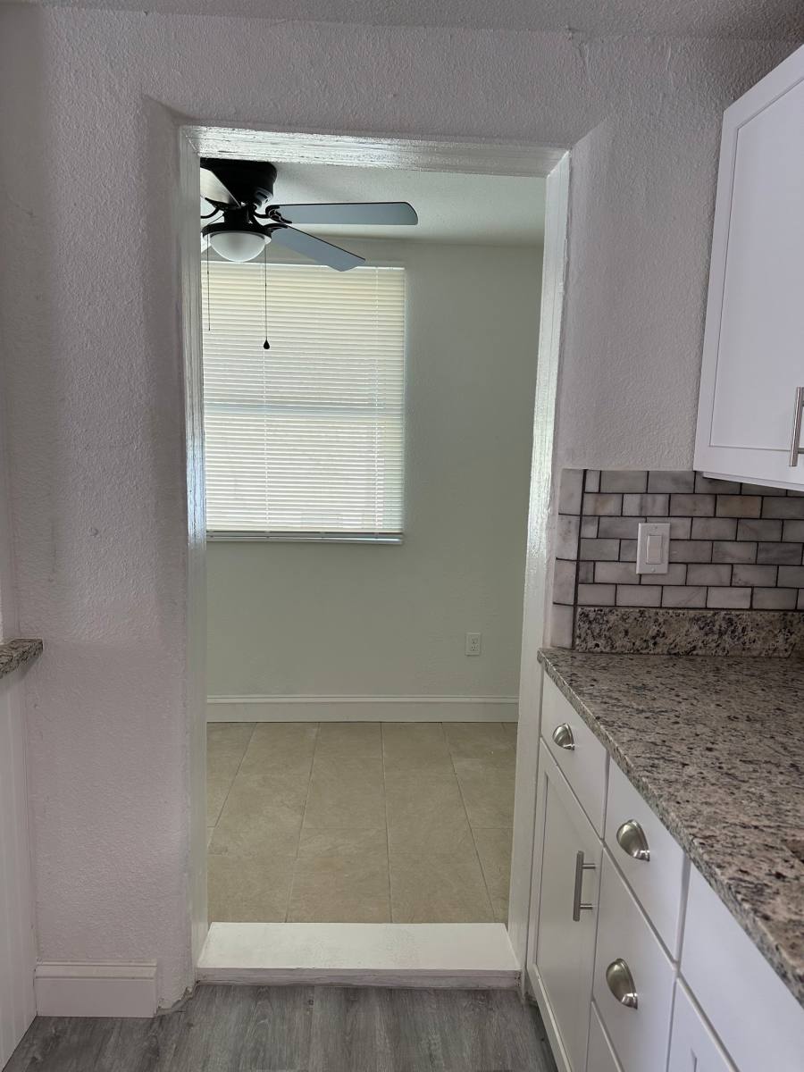 Apartment for rent at 21 S Hollywood Ave #6, Daytona Beach, FL 32118